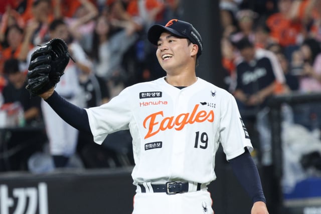 ¡Por fin se revelan las condiciones para el relevo de Wang Yencheng de Hanwha! "Solo 1 partido, máximo 100 lanzamientos". Tras 7 entradas en China con 1 carrera permitida y 89 lanzamientos → finaliza su misión en los Juegos Asiáticos: "Lamento no haber podido lanzar más"