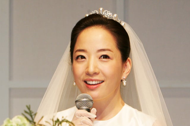 '现代家族' 卢贤贞，长子已 19 岁……成'HNIX 最大股东’[明星话题]