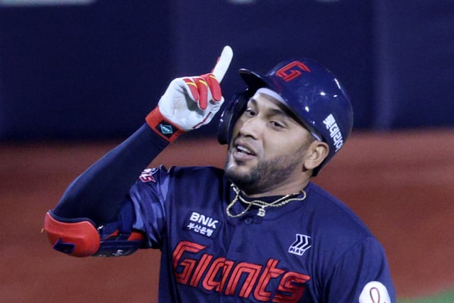 «Rayes reta al título de bateo, en mejor posición que Choi Won-jun → le quedan más partidos», medios venezolanos brindan un cálido apoyo