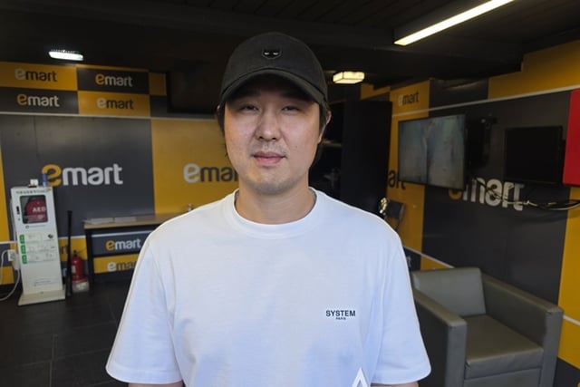 Choi Jeong's candid reflections after watching from the stands for the first time in 22 seasons: "I could hear the fans' sighs clearly, which made me realize I need to perform even better"