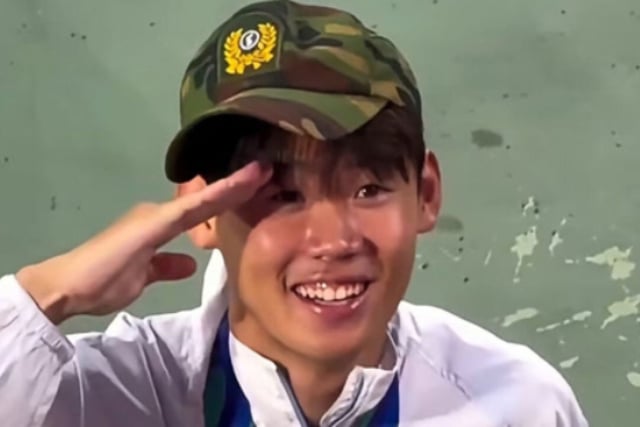"They think that as long as they play soccer well, that's all that matters. The players need to wake up," says former K League player Im Min-hyuk, who sharply criticized junior teammates over their "military service remarks"