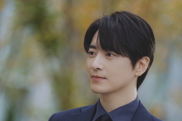 Lee Jun-hyuk: "I Have Never Made Money Off My Face; The Public Knows This Too… If Trends Change, My Looks May Not Be So Great Anymore" [Interview ②]