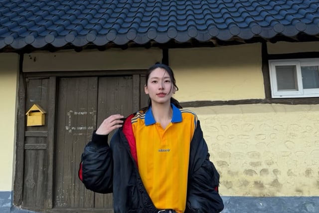 "真的太美了，不愧是模特" 金承奎妻子金真京令日本粉丝惊叹……J联赛第200场出场家庭照引发热议