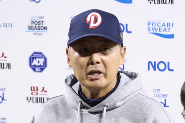 なぜ司令塔は「恥ずかしい試合」だとして最後まで頭を下げたのか、それでも「韓国最高」と絶賛した「たった1人」がいた [WC1現場]