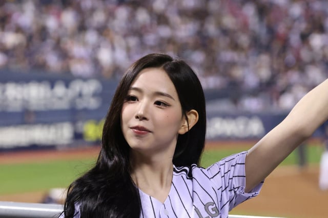 "We desperately wanted LG to win" — tripleS's Kim Chae-yeon had no time to sit down, even volunteering for cheerleading that was not on the schedule... Crowned as a "Victory Fairy" with three straight wins