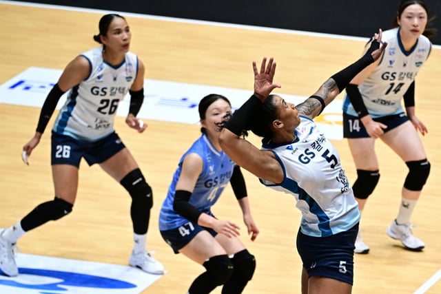 KOVO Cup Final Set as 'Championship Rematch'... 'Unstoppable Power of Silva' GS Caltex vs. 'Serve Bombardment' Korea Expressway Corporation