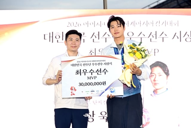Federación Coreana de Deportes, ceremonia de premiación de los Juegos Asiáticos de Aichi-Nagoya... El honor para 10 personas, incluido el 'MVP' Oh Sang-uk y Lee Jun-seok (teqbol)