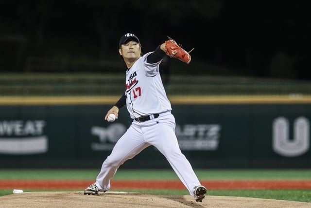 'LG's Undiminished Interest' Okada's 151 km/h Blast! Ulsan Whales Defeats Samsung → Rides to Fall League Lead with 3 Wins and 1 Draw