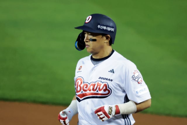 [Oficial] "¡Ay, el tiempo!" Son Ah-seop, con 2655 hits en su carrera, también es "finalmente" liberado tras 6 meses... Doosan notifica la imposibilidad de renovación a 11 jugadores, incluido Kim Myeong-sin
