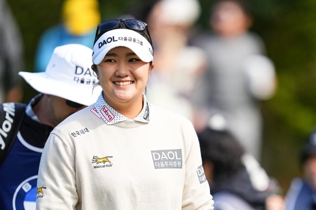 World No. 3' Yoo Hae-ran, 'Eagle Explosion with Two Eagles → BMW Championship Round 2 Solo Leader [LPGA]