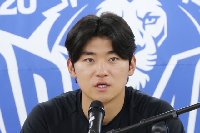 "For the players, it is an incredible source of motivation. I think the fans feel as though they are playing the game alongside us," said Kim Do-young about the power of the "Red Wave"