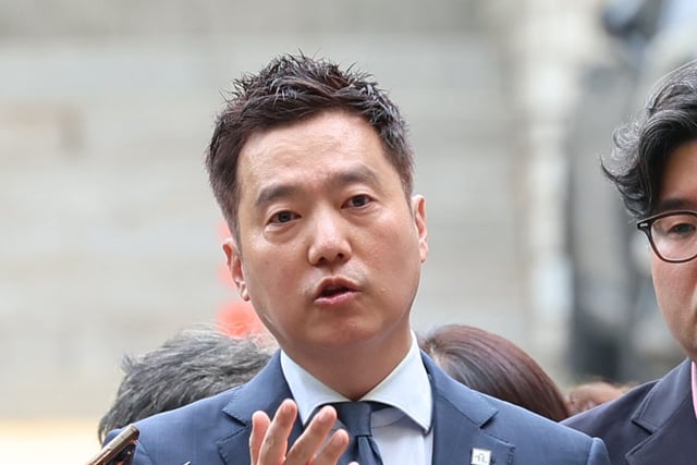 「検察が『証拠捏造』のフレームをかぶせた」..キム・セウィ側、検察に声を荒らげて保釈を申請 [スターハンジング]
