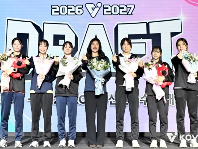 57명 중 '고작 16명'만 프로행, 여자배구 역대 최저 취업률 28.07% '충격'... 오드리 박 전체 1순위 IBK 기업은행 行 [KOVO 신인드래프트 현장]