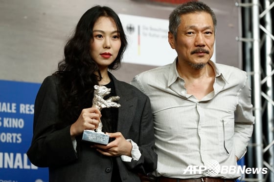 김민희와 홍상수 감독 /AFPBBNews=뉴스1