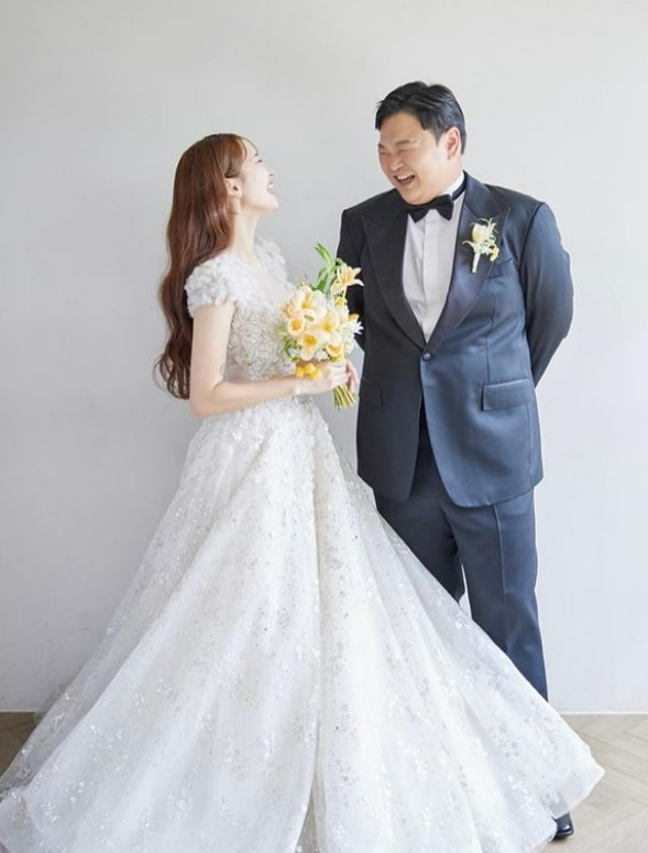에이민(왼쪽)과 고규필 /사진=파르크 플라워