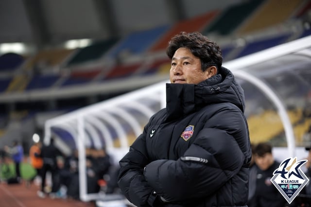 김도균 수원FC 감독. /사진제공=한국프로축구연맹