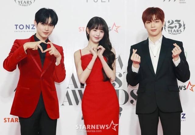 MC 성한빈, 장원영, 강다니엘이 14일 필리핀 아레나에서 열린 '2023 아시아 아티스트 어워즈 인 필리핀'(2023 Asia Artist Awards IN THE PHILIPPINES, 이하 '2023 AAA') 레드카펫 행사에 참석해 포즈를 취하고 있다. '2023 AAA'는 스타뉴스가 주최하고 Asia Artist Awards 조직위원회, TONZ 엔터테인먼트, PULP Live World가 공동 주관한다. 그룹 아이브(IVE) 장원영, 가수 강다니엘, 그룹 제로베이스원 성한빈이 MC를 맡았다. 2023.12.14 /사진=이동훈