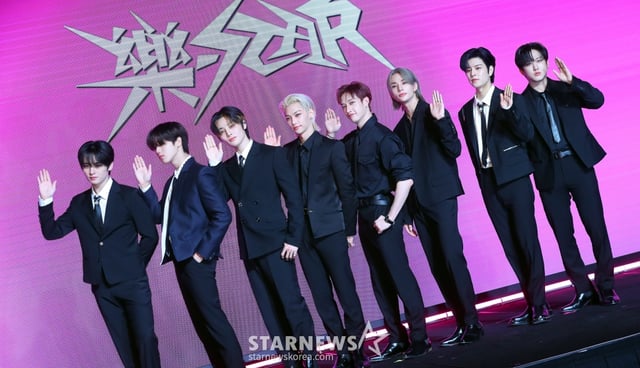 그룹 스트레이 키즈(Stray Kids)가 10일 오전 서울 영등포구 여의도동 콘래드 서울에서 진행된 새 미니 앨범 '樂-STAR'(락스타) 발매 기념 쇼케이스에 참석해 포즈를 취하고 있다. /사진=김창현