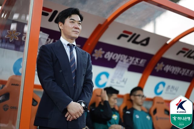 윤정환 감독. /사진=한국프로축구연맹 제공