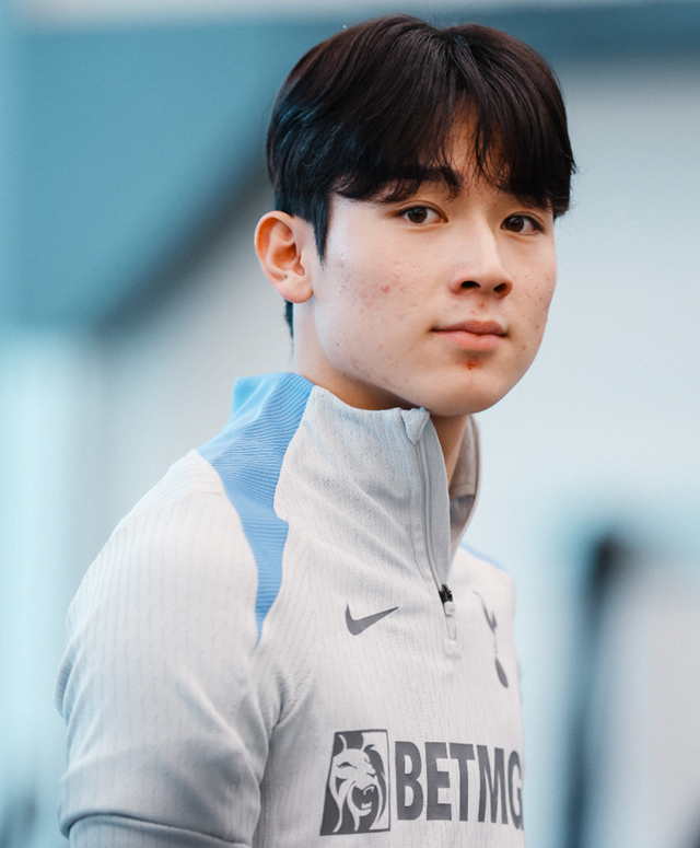 양민혁. /사진=토트넘 SNS