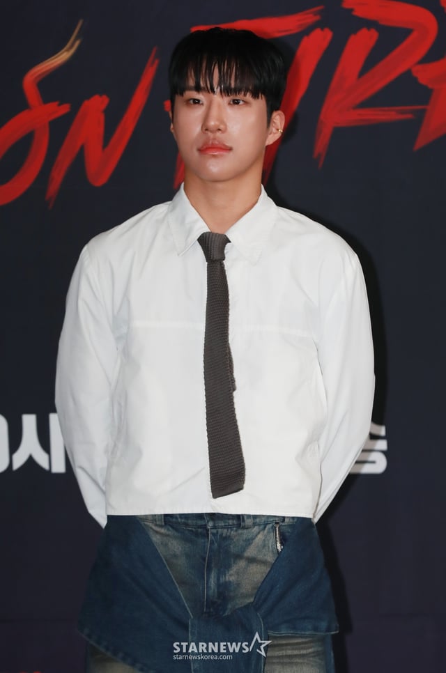 댄서 킹키가 16일 오후 서울 마포구 상암동 스탠포드호텔에서 진행된 JTBC 예능 '걸스 온 파이어' 제작발표회에 참석해 포즈를 취하고 있다.  'NEW K-POP'을 제안할 여성 보컬 그룹 결성 오디션 프로그램 '걸스 온 파이어'는 오늘(16일) 첫 방송된다. /2024.04.16 /사진=이동훈