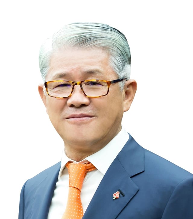 최신원 회장. /사진=대한펜싱협회