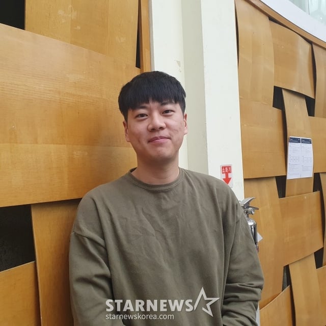 권오섭 씨가 18일 2025년 KBO 기록강습회에 참여해 인터뷰에 응하고 있다. /사진=김동윤 기자