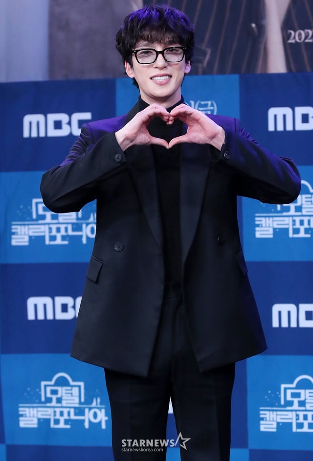 배우 김태형이 9일 오후 서울 마포구 상암동 MBC사옥에서 진행된 금토드라마 '모텔 캘리포니아' 제작발표회에 참석해 포즈를 취하고 있다. '모텔 캘리포니아'는 시골의 모텔에서 태어나 모텔에서 자란 지강희(이세영 분)가 12년 전 도망친 고향에서 첫사랑 천연수(나인우 분)과 재회하며 겪는 우여곡절 첫사랑 리모델링 로맨스. 2019년 심윤서 작가의 인기 소설 '홈, 비터 홈'을 원작으로 한다. 오는 10일 첫 방송. 2025.01.09 /사진=김창현 chmt@