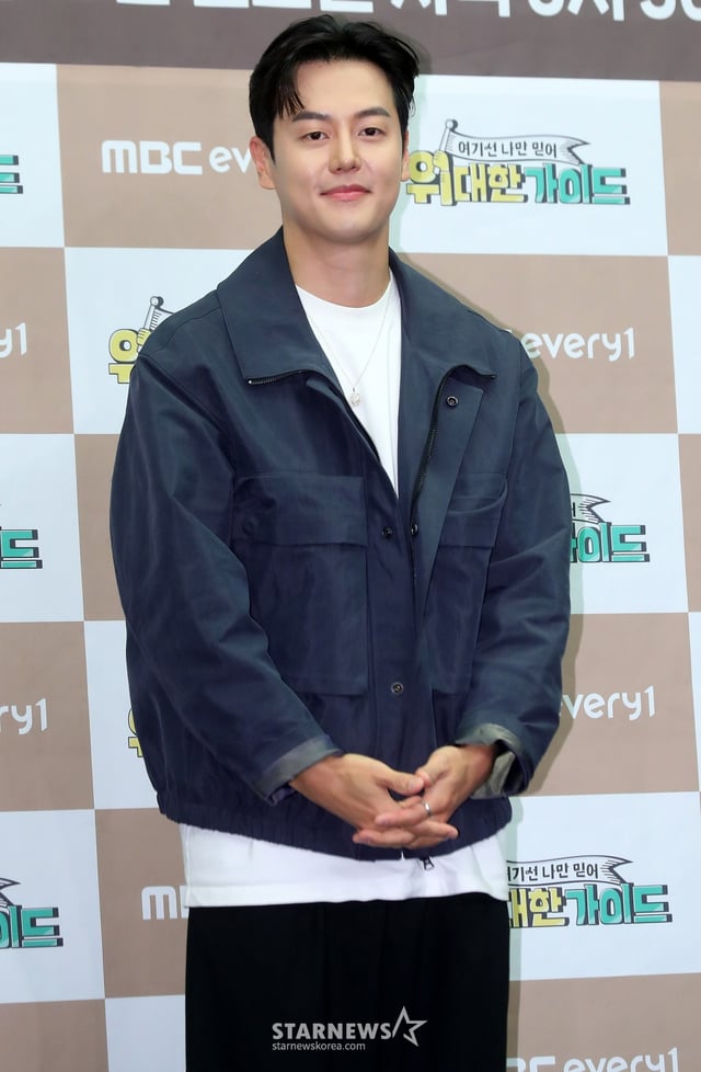여행 크리에이터 채코제가 18일 오후 서울 마포구 상암동 스탠포드 서울에서 진행된 MBC 에브리원 예능 '위대한 가이드' 제작발표회에 참석해 포즈를 취하고 있다. '위대한 가이드'는 한국 거주 N년차 대한외국인이 가이드가 되어, 모국을 방문하는 여행자들과 현지인만이 아는 스팟들로 떠나는 현지인 '착붙' 여행 리얼리티 프로그램이다. 신현준, 고규필, 효정, 이시우, 피터 빈트가 영국으로 함께 여행을 다녀왔다. 오는 18일 첫 방송. 2024.03.18 /사진=김창현