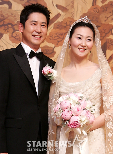 신동엽-선혜윤PD 결혼식 전 기자회견 /사진=구혜정
