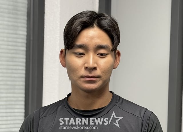 KIA 홍종표가 자신의 사생활 논란에 대해 사과하고 있다. /사진=양정웅 기자