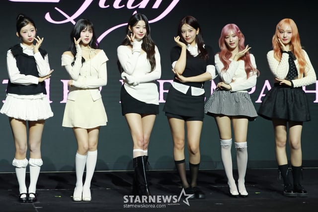 걸그룹 아이브가 세 번째 미니 앨범 ‘아이브 엠파시'(IVE EMPATHY) 발매기념 기자간담회에 참석해 포즈를 취하고 있다. /사진=이동훈 photoguy@