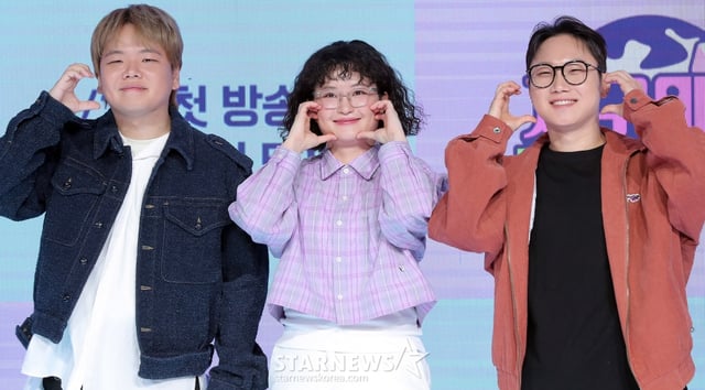 여행 크리에이터 곽튜브, 원지, 빠니보틀이 20일 오전 서울 마포구 상암동 쇼킹케이팝센터에서 진행된 ENA 예능 '지구마불 세계여행3' 제작발표회에 참석해 포즈를 취하고 있다.  '지구마불 세계여행3' 여행 크리에이터 3대장 빠니보틀(빠니보틀 Pani Bottle), 원지(원지의 하루), 곽튜브(곽튜브 KWAKTUBE)가 김태호 PD에 의해 설계된 세계여행 부루마불 게임에 참여, 주사위에 운명을 맡기고 세계 각지를 여행하는 과정을 담은 예능 프로그램이다. 오는 22일 첫 방송. 2025.03.20 /사진=김창현 chmt@