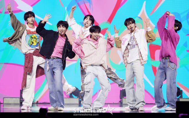 그룹 템페스트가 31일 오후 서울 용산구 블루스퀘어에서 열린 여섯번 째 미니앨범 'RE: Full of Youth' 발매 기념 쇼케이스에서 멋진 무대를 선보이고 있다. /2025.03.31 /사진=김휘선 hwijpg@