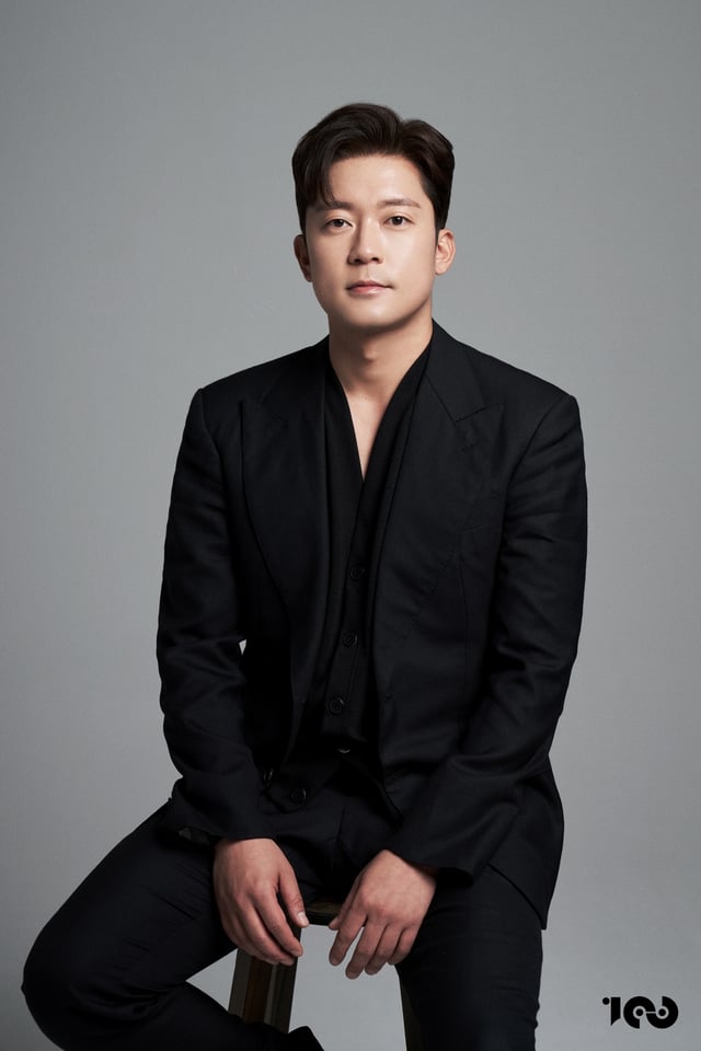사진=원헌드레드
