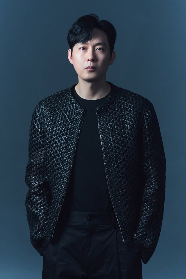 디즈니플러스 오리지널 시리즈 '하이퍼나이프'의 배우 박병은이 14일 진행된 라운드 인터뷰를 위해 포즈를 취하고 있다. '하이퍼나이프'는 과거 촉망받는 천재 의사였던 '세옥'이 자신을 나락으로 떨어뜨린 스승 '덕희'와 재회하며 펼치는 치열한 대립을 그린 메디컬 스릴러다. /사진제공=월트디즈니컴퍼니 코리아 2025.04.14 /사진=이동훈 photoguy@