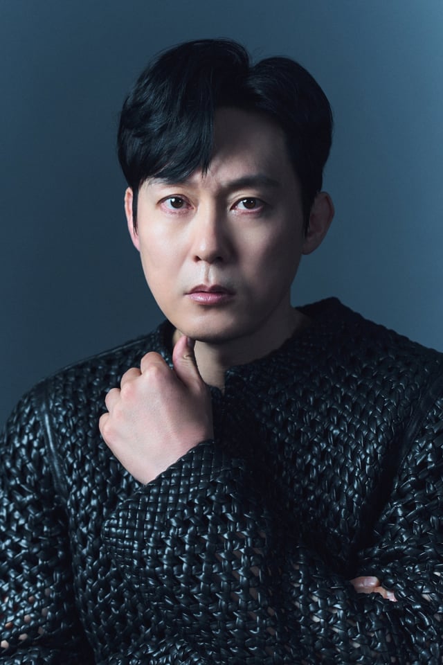 디즈니플러스 오리지널 시리즈 '하이퍼나이프'의 배우 박병은이 14일 진행된 라운드 인터뷰를 위해 포즈를 취하고 있다. '하이퍼나이프'는 과거 촉망받는 천재 의사였던 '세옥'이 자신을 나락으로 떨어뜨린 스승 '덕희'와 재회하며 펼치는 치열한 대립을 그린 메디컬 스릴러다. /사진제공=월트디즈니컴퍼니 코리아 2025.04.14 /사진=이동훈 photoguy@