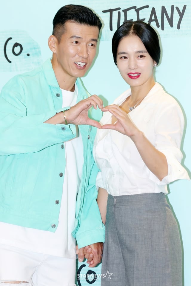 가수 션, 배우 정혜영