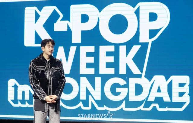 가수 류필립이 23일 오후 서울 마포구 H-STAGE에서 진행된 'K팝 위크 인 홍대' 개최 기자간담회에 참석해 포즈를 취하고 있다. ‘더 가까이, 더 진심으로’라는 슬로건 아래 대형 공연장 위주의 K팝 시장에 소극장 기반 라이브 공연 문화를 확산시키겠다는 취지로 마련된 'K팝 위크 인 홍대'는 엠블랙 양승호, CLC 예은, 틴탑 천지, 루네이트, 남태현 등 다양한 아티스트들이 5월 3일, 10일 11일에 홍대 일대 여러 소극장에서 공연을 선보인다. /2025.04.23 /사진=이동훈 photoguy@