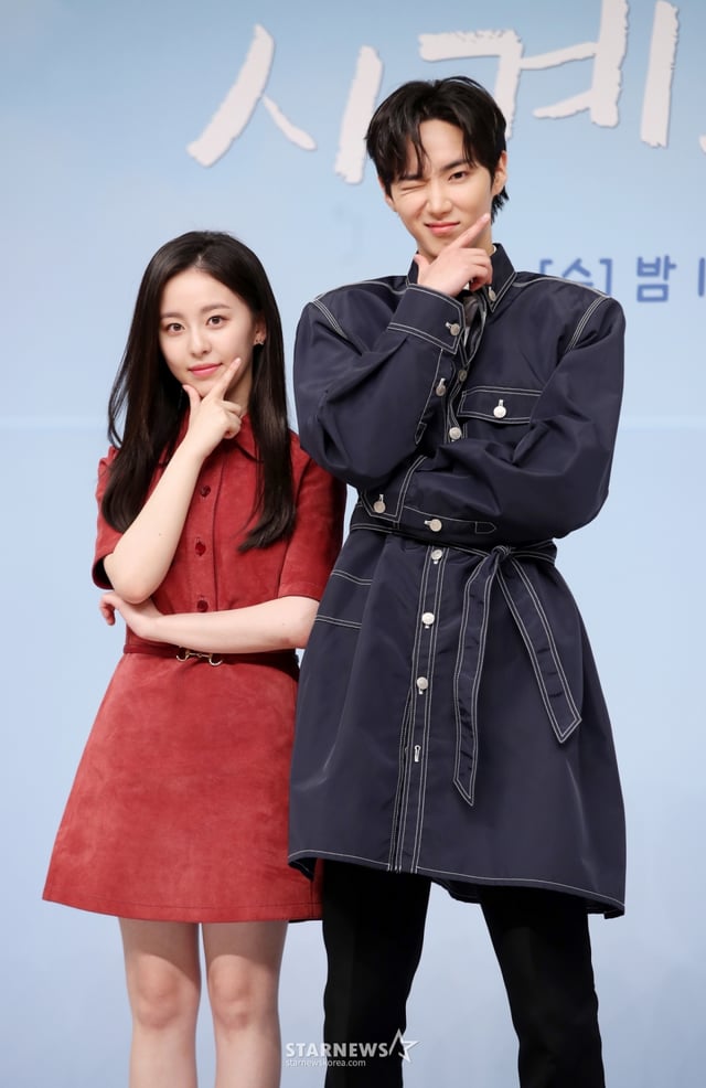 배우 박지후, 하유준이 28일 서울 양천구 목동 SBS에서 진행된 드라마 '사계의 봄' 제작발표회에 참석해 포즈를 취하고 있다. /2025.04.28 /사진=김휘선 hwijpg@