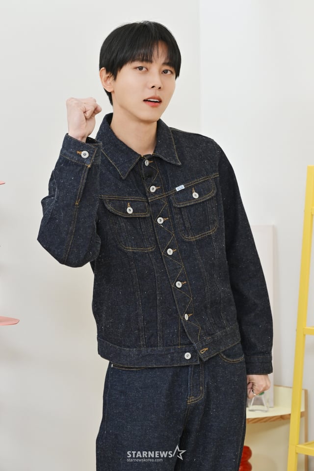 방송인 주우재가 2일 오전 온라인으로 진행된 KBS 2TV 예능 '옥탑방의 문제아들' 제작발표회에 참석해 포즈를 취하고 있다. /사진제공=KBS 2025.04.02 /사진=이동훈 photoguy@