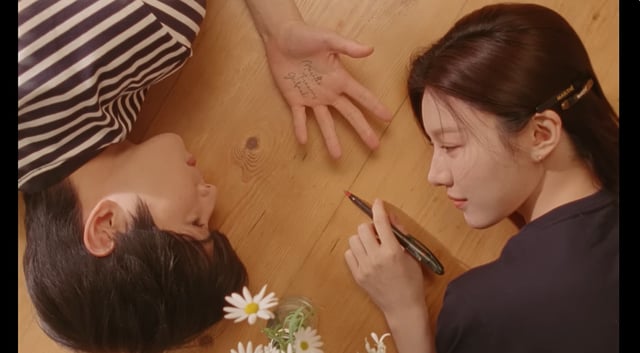 왼쪽부터 차은우, 고윤정