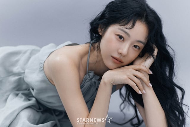 넷플릭스 예능 '데블스플랜'에 출연한 배우 이시원이 19일 진행된 인터뷰를 위해 포즈를 취하고 있다. /사진제공=이엘미디어 2023.10.19 /사진=이동훈
