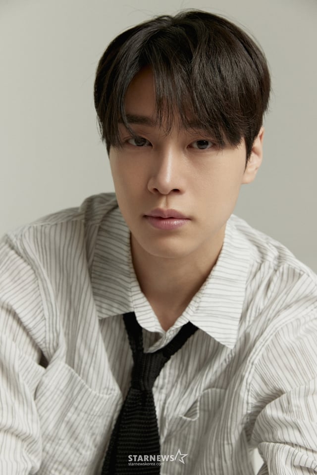 tvN '언젠가는 슬기로울 전공의생활'의 배우 강유석이 26일 진행된 라운드 인터뷰를 위해 포즈를 취하고 있다. /사진제공=저스트엔터테인먼트 2025.05.26 /사진=김휘선 hwijpg@
