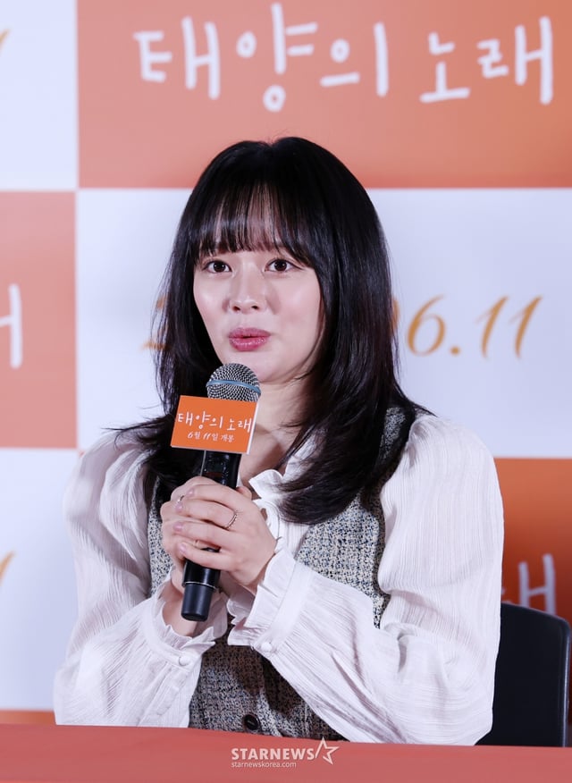 배우 정지소가 2일 서울 용산구 CGV 용산에서 진행된 영화 '태양의 노래(조영준 감독)' 언론시사회 및 기자간담회에 참석해 질의응답을 하고 있다. /2025.06.02 /사진=김휘선 hwijpg@