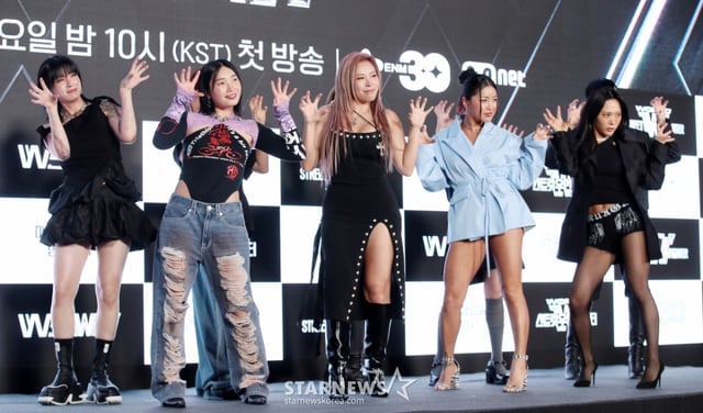 팀 코리아 범접 멤버들이 27일 오전 서울 강남구 에스제이쿤스트할레에서 진행된 Mnet '월드 오브 스트릿 우먼 파이터' 제작발표회에 참석해 포즈를 취하고 있다. /2025.05.27 /사진=김휘선 hwijpg@