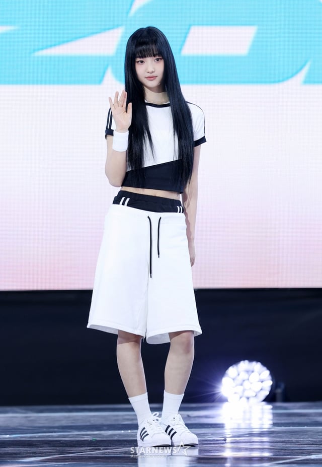 그룹 유스피어 시안이 4일 오후 서울 마포구 상암동 SBS프리즘타워에서 열린 첫 번째 데뷔 싱글 앨범 'SPEED ZONE' 발매 기념 쇼케이스에서 포즈를 취하고 있다. /2025.06.04 /사진=김휘선 hwijpg@