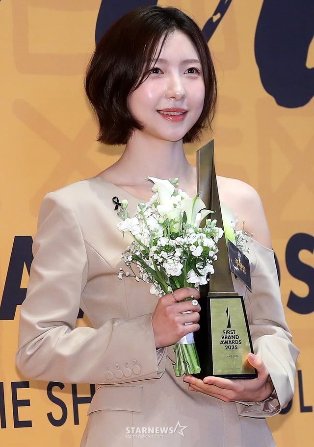 배우 주현영이 7일 오후 서울 중구 신라호텔 다이너스티홀에서 진행된 '2025 대한민국 퍼스트브랜드 대상'에 참석해 포즈를 취하고 있다. 2025.01.07 /사진=김창현 chmt@