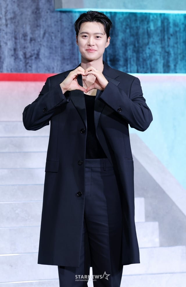 배우 공명이 5일 서울 중구 앰배서더 서울 풀만에서 열린 넷플릭스 '광장' 제작발표회에 참석해 포즈를 취하고 있다. /2025.06.05 /사진=김휘선 hwijpg@