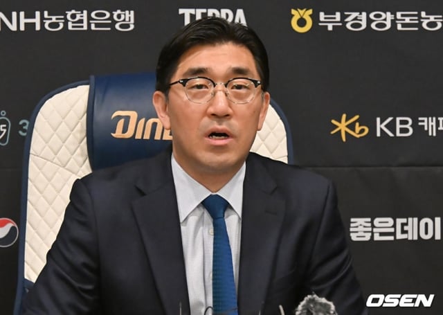 이진만 NC 구단 대표이사가 30일 창원NC파크에서 구장 재개장 및 향후 구단 방향성에 대한 기자회견을 하고 있다.